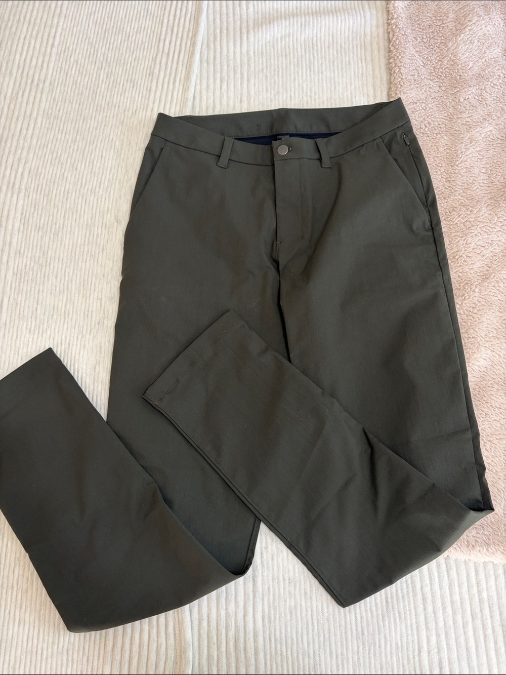 lululemon athletica Men's Olive Green Chino Pants